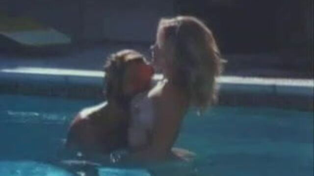 Видео порнуха #166489