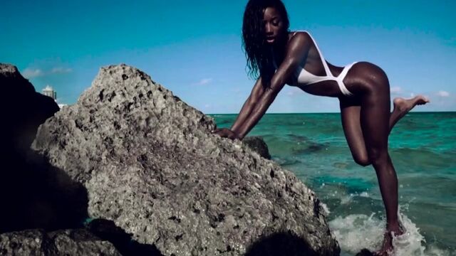 Видео порнуха #101666