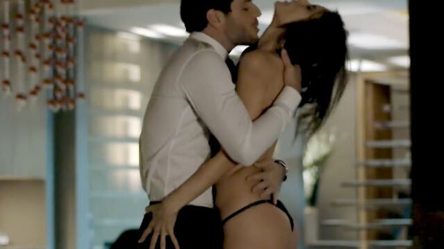 Видео порнуха #125572