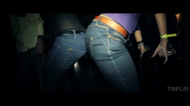 Видео порнуха #36670