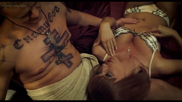 Видео порнуха #118236