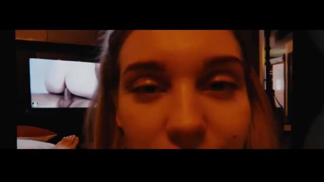 Видео порнуха #185688