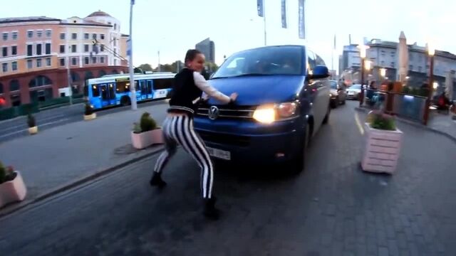 Видео порнуха #183870